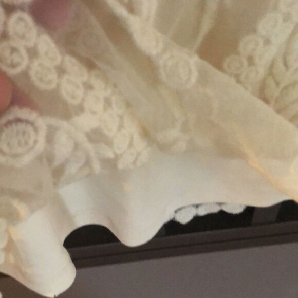 Express lace mini dress Cream size small - Picture 5 of 7